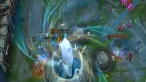 曼联内部人士：B费续约意愿强，希望至少留一年