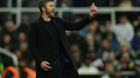 太阳主场惨败30分，西部第十险象环生，交手优势暂稳排名